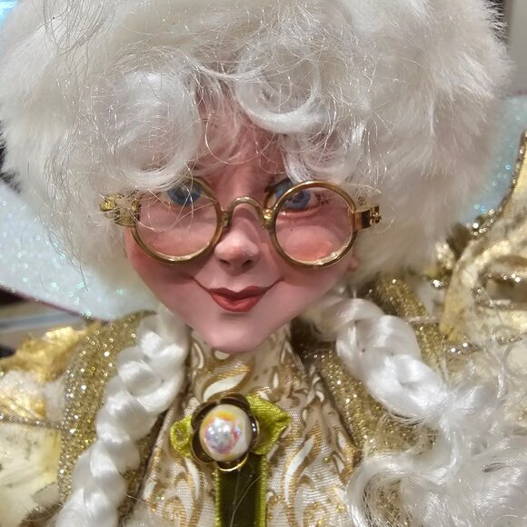 MARK ROBERTS, Winter White Fairy, Large - 22 Inches - Picture 3 of 6